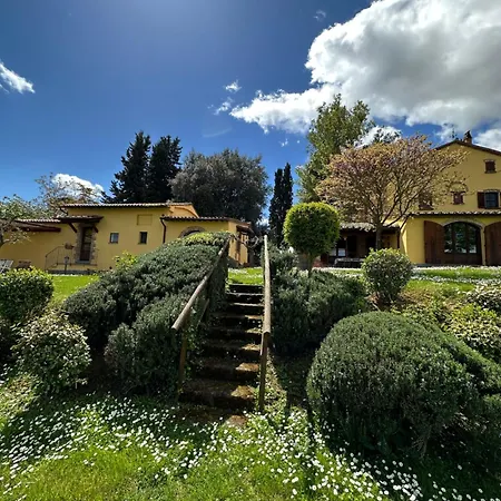 Il Noce Peaceful Tuscan Haven With Pool And Views Casa de Férias