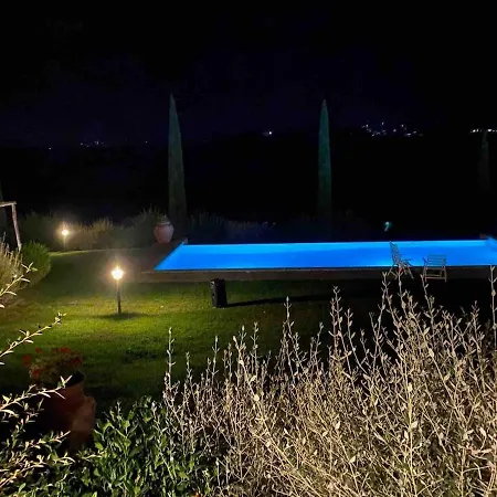 Holiday home Il Noce Peaceful Tuscan Haven With Pool And Views Cortona